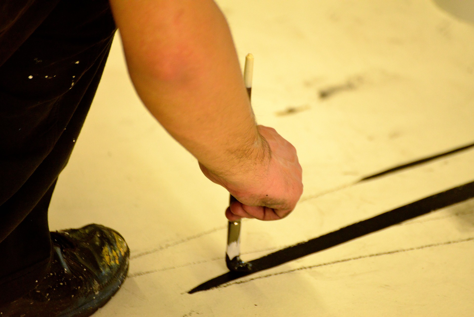 Painting a big picture on the floor